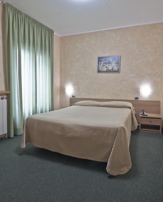 Hotel Valentini Inn Foligno Zewnętrze zdjęcie