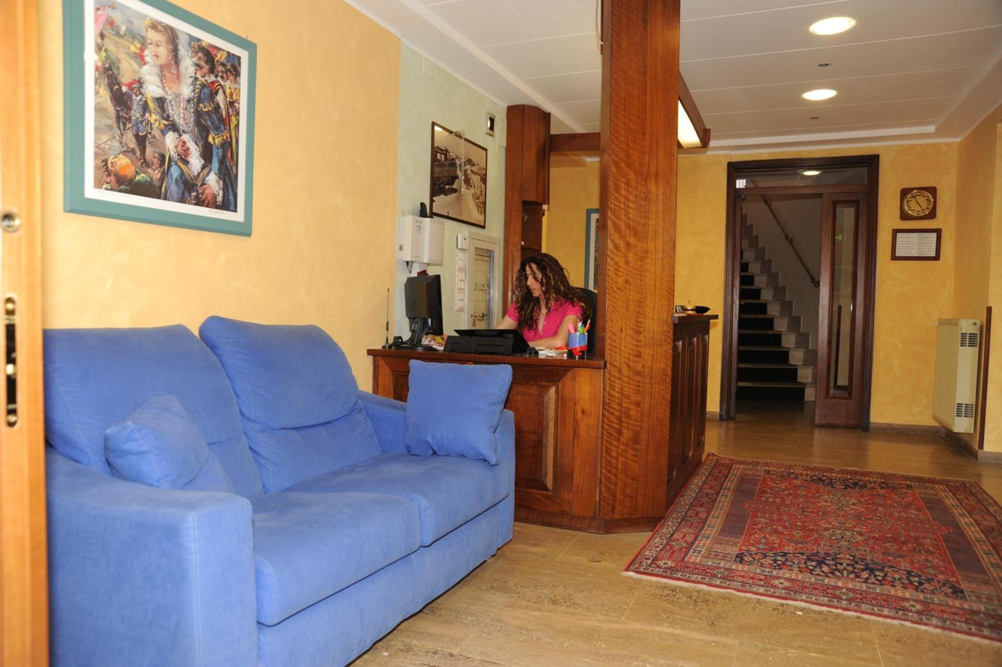 Hotel Valentini Inn Foligno Zewnętrze zdjęcie